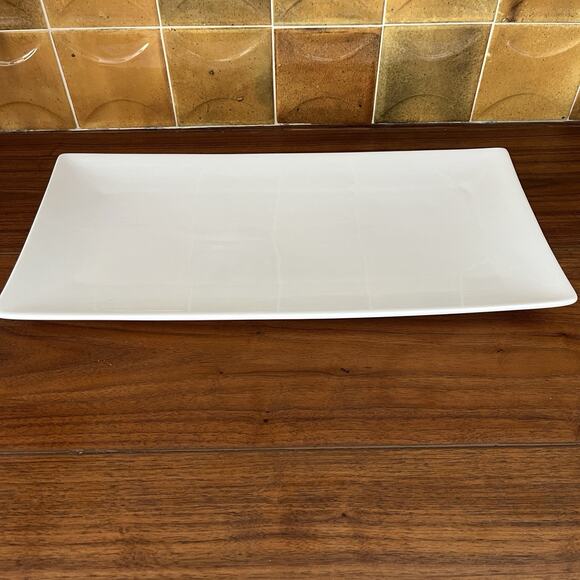 Fitz & Floyd Everyday White Porcelain Rectangular Serving Platter 15-5/8" - Picture 1 of 8